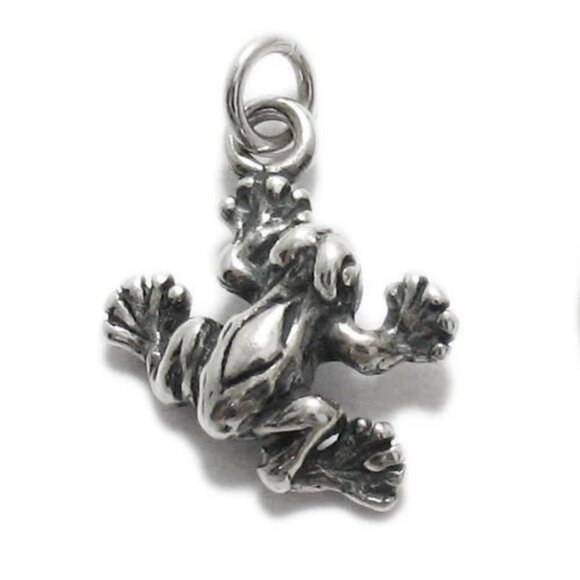 FROG IN SPREAD POSE CHARM IN 3D STERLING SILVER. - Picture 1 of 2